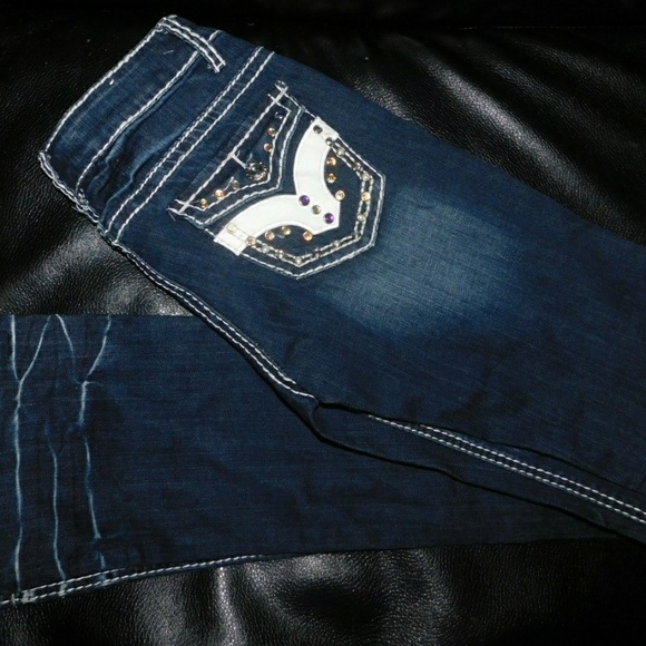 Jean's - Picture 2 of 3